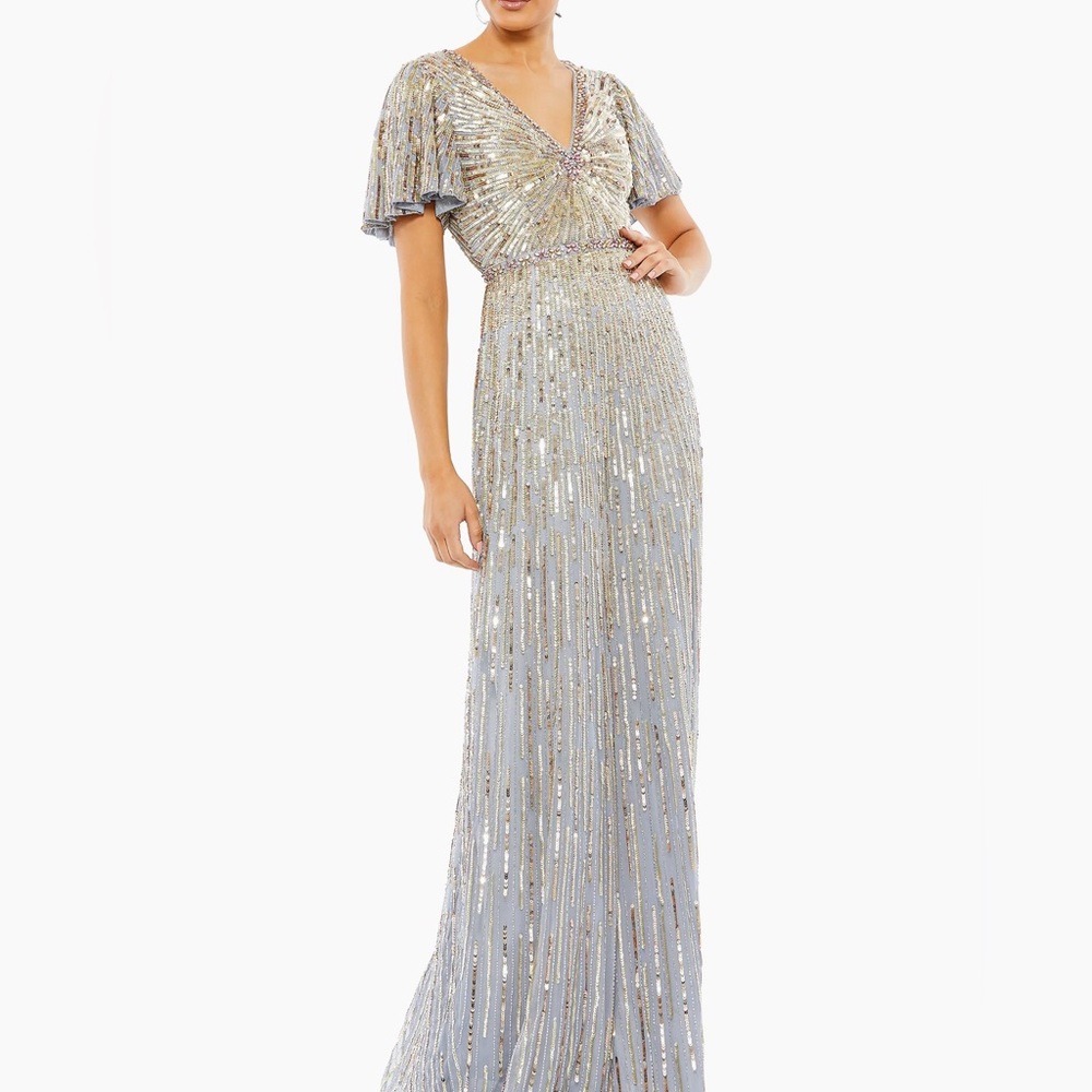 NWT Mac Duggal 5538 Platinum Embellished V Neck Butterfly Sleeve Column Gown